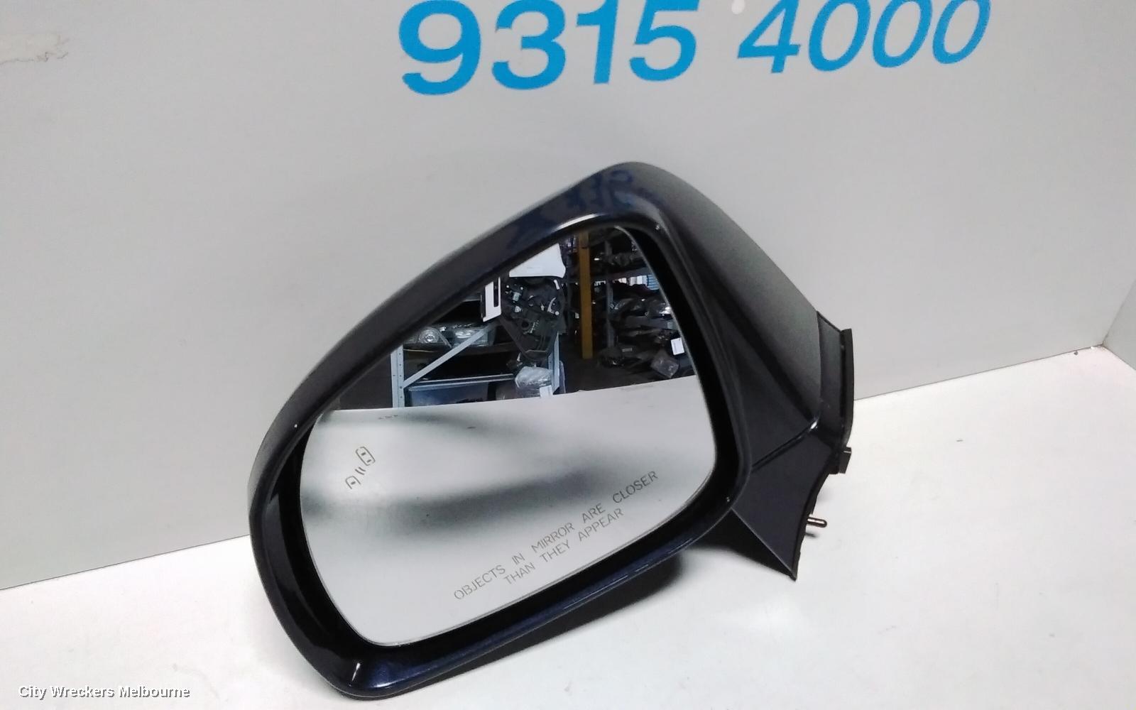 HOLDEN CAPTIVA LEFT DOOR MIRROR, CG, W/ BLINDSPOT DETECTION TYPE, 10/2015 - 06/2018