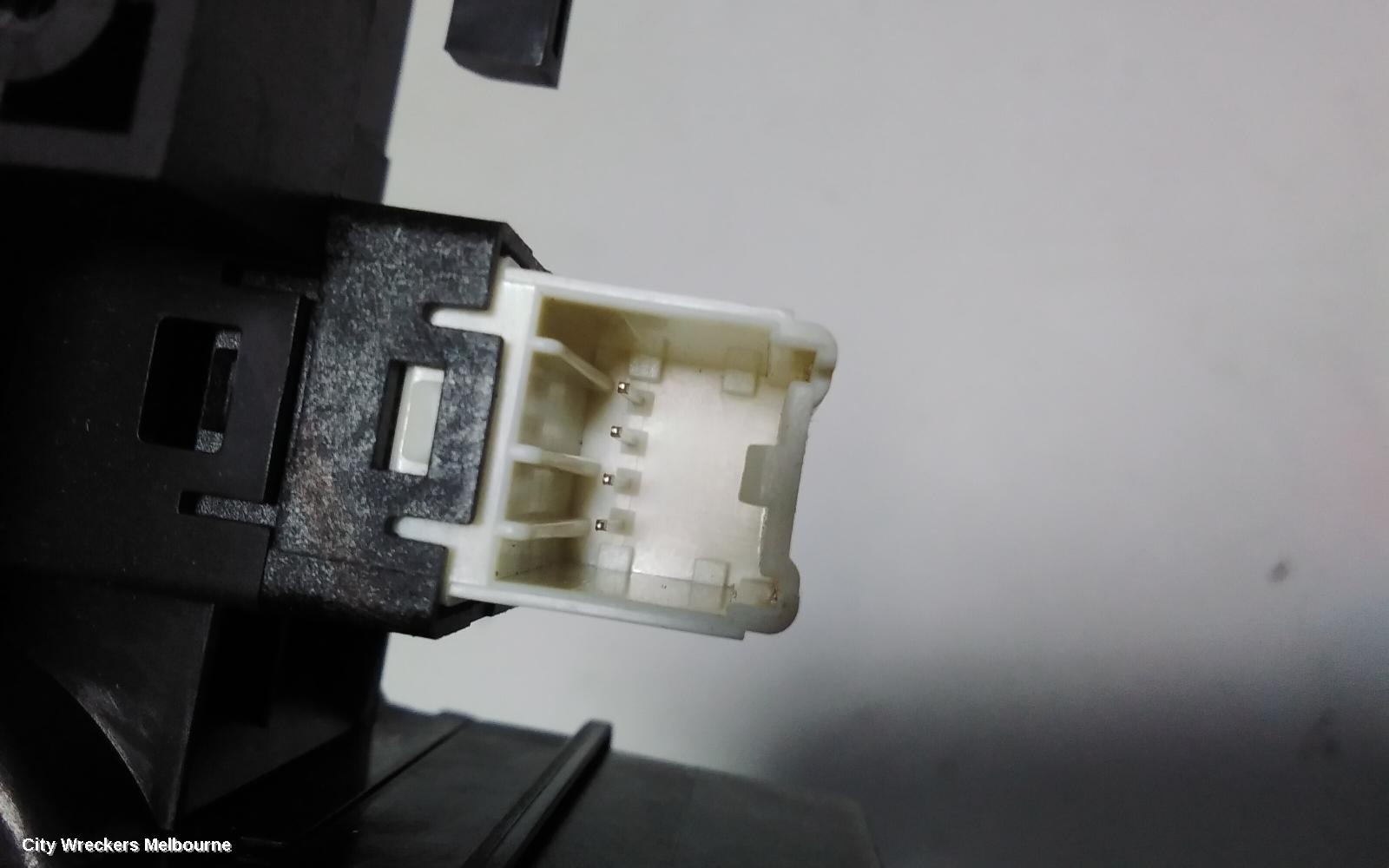 HOLDEN CAPTIVA PWR DR WIND SWITCH, RH FRONT (MASTER SWITCH), CAPTIVA 5 (VIN KL3D), CG, 01/2011 - 06/2018
