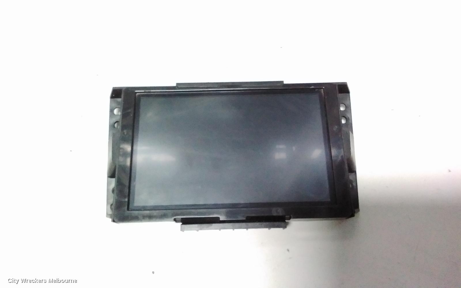HOLDEN CAPTIVA RADIO/CD/DVD/SAT/TV, DISPLAY UNIT SURROUND ONLY, SAT NAV TYPE, LTZ, CG, 10/2015 - 06/2018