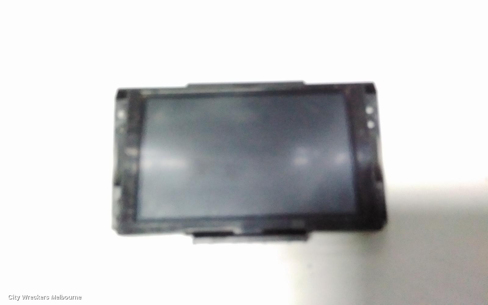 HOLDEN CAPTIVA RADIO/CD/DVD/SAT/TV, DISPLAY UNIT SURROUND ONLY, SAT NAV TYPE, LTZ, CG, 10/2015 - 06/2018
