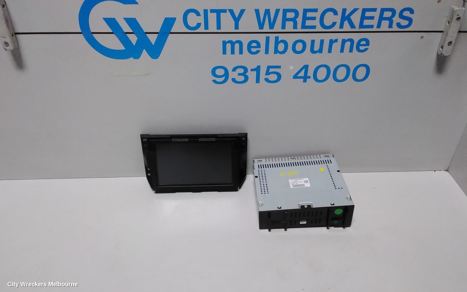 HOLDEN CAPTIVA RADIO/CD/DVD/SAT/TV, DISPLAY UNIT SURROUND ONLY, SAT NAV TYPE, LTZ, CG, 10/2015 - 06/2018