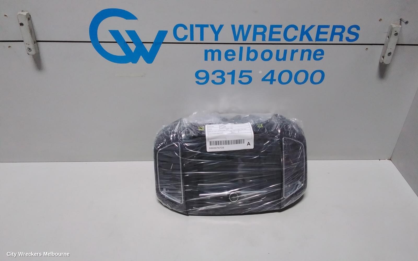HOLDEN CAPTIVA RADIO/CD/DVD/SAT/TV, DISPLAY UNIT SURROUND ONLY, SAT NAV TYPE, LTZ, CG, 10/2015 - 06/2018