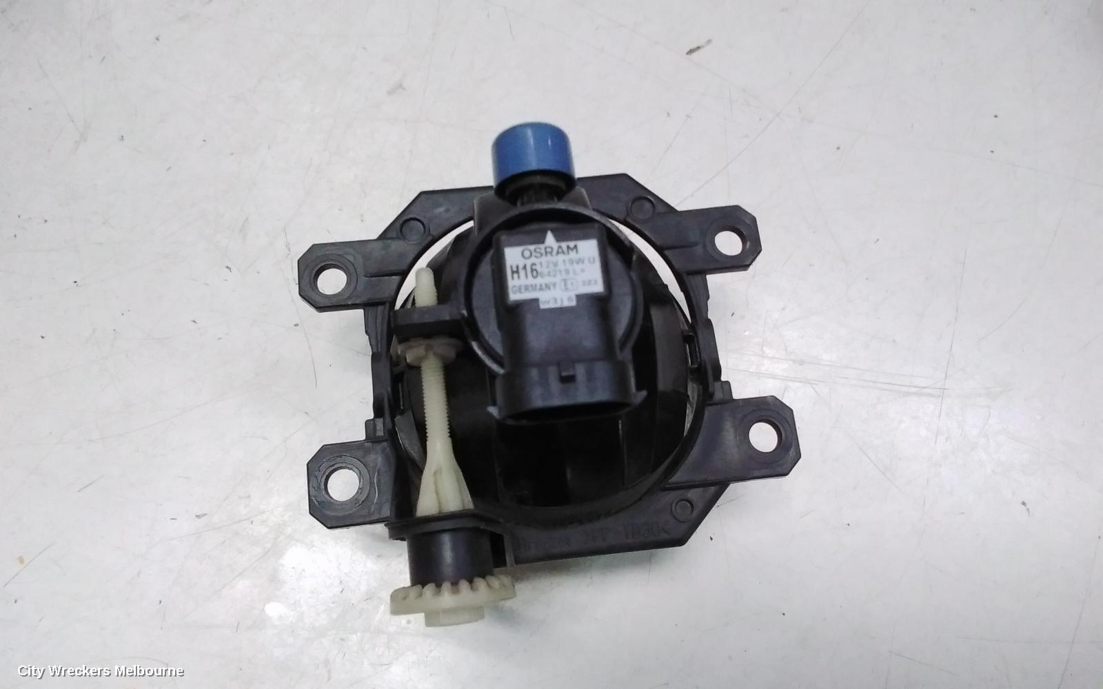 SUBARU FORESTER RIGHT INDICATOR/FOG/SIDE, BUMPER FOGLAMP, SJ, SINGLE BULB (IN CENTRE OF FOGLIGHT HOUSING), 12/2012 - 08/2018