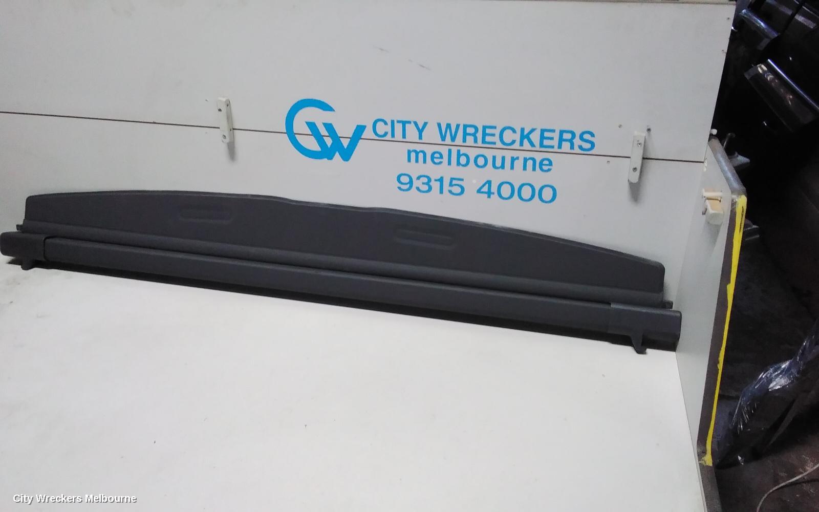 VOLKSWAGEN TRANSPORTER PARCEL SHELF CARGO BLIND, T5, 03/2010 - 06/2015