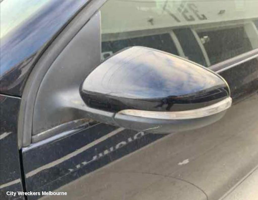 VOLKSWAGEN GOLF REAR GARNISH, TAILGATE LAMP (LH SIDE), GEN 6, 12/2008 - 03/2013