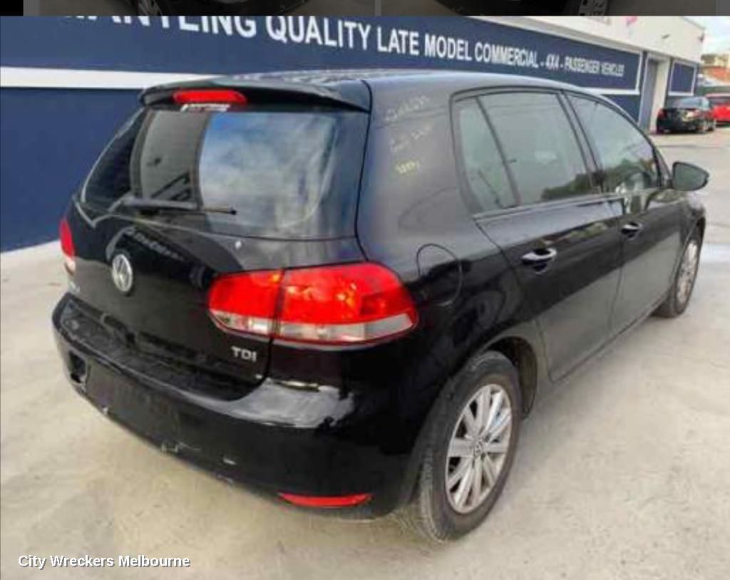VOLKSWAGEN GOLF REAR GARNISH, TAILGATE LAMP (LH SIDE), GEN 6, 12/2008 - 03/2013