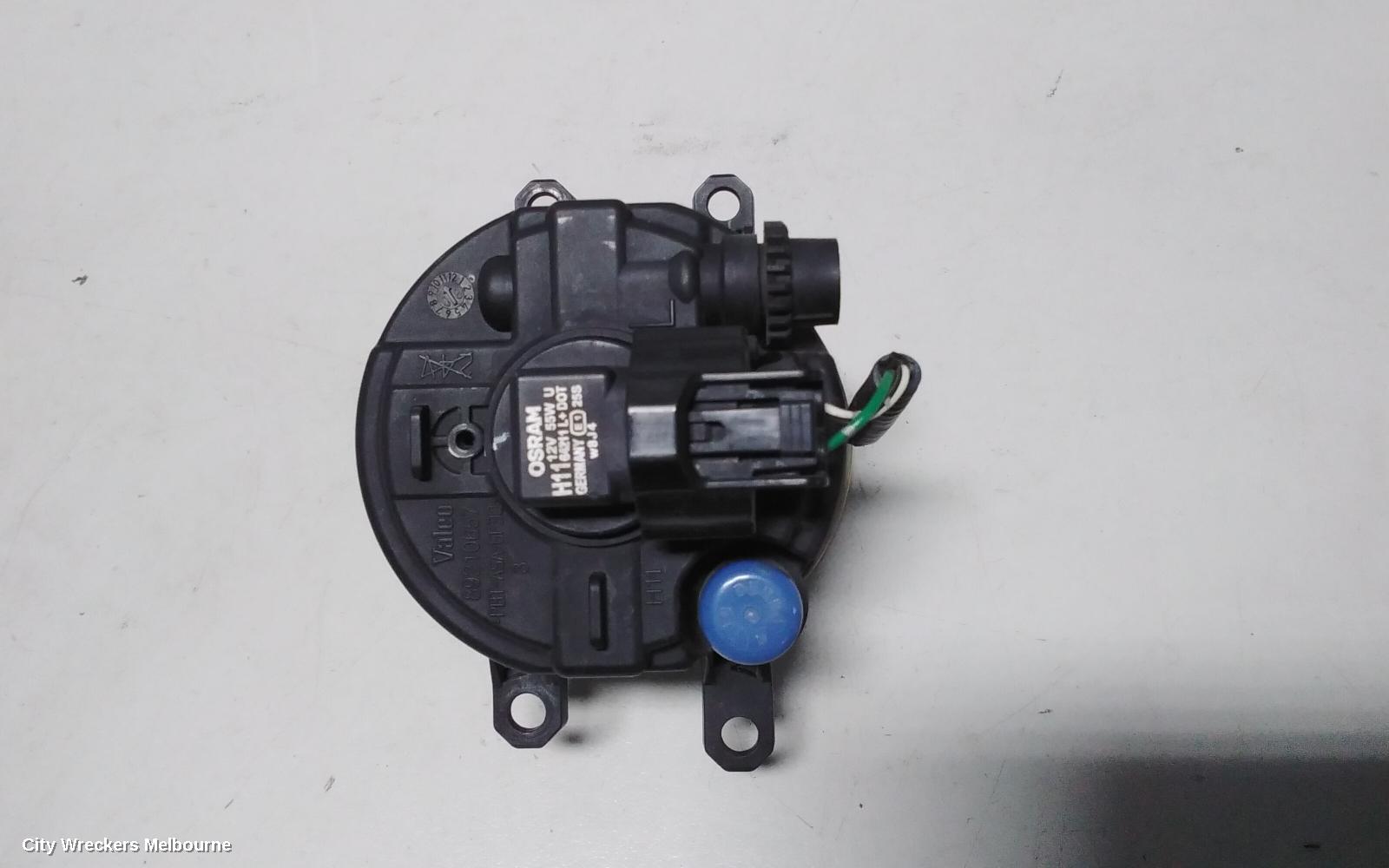TOYOTA COROLLA LEFT INDICATOR/FOG/SIDE, BUMPER FOGLAMP, ZRE152/20153R, SEDAN, 03/2007 - 12/2013