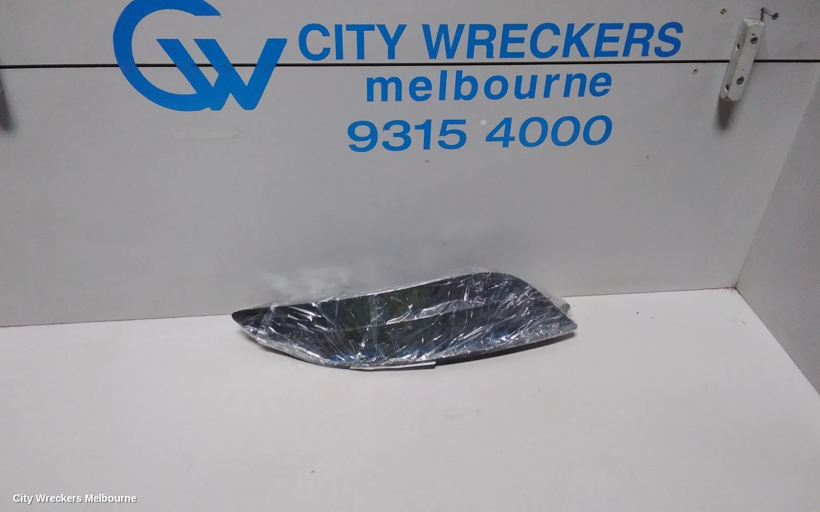 TOYOTA COROLLA RIGHT INDICATOR/FOG/SIDE, BUMPER FOGLAMP, ZRE152R, HATCH, 03/2007 - 10/2009