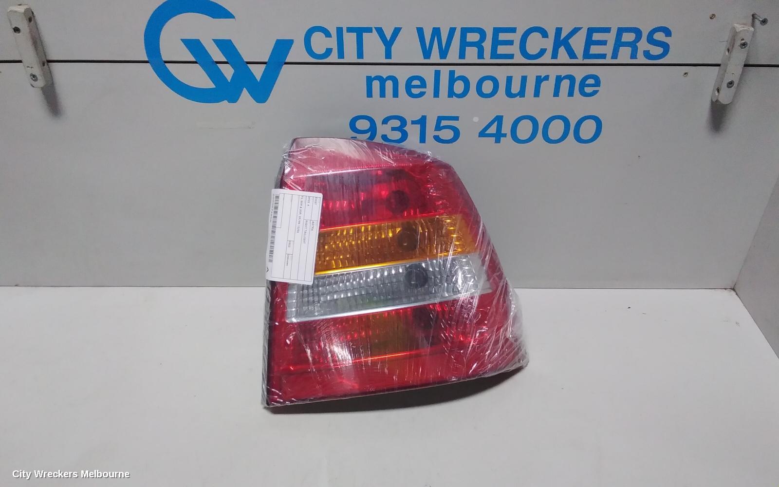 HOLDEN ASTRA RIGHT TAILLIGHT, TS, 5DR & 3DR, 09/1998 - 10/2006
