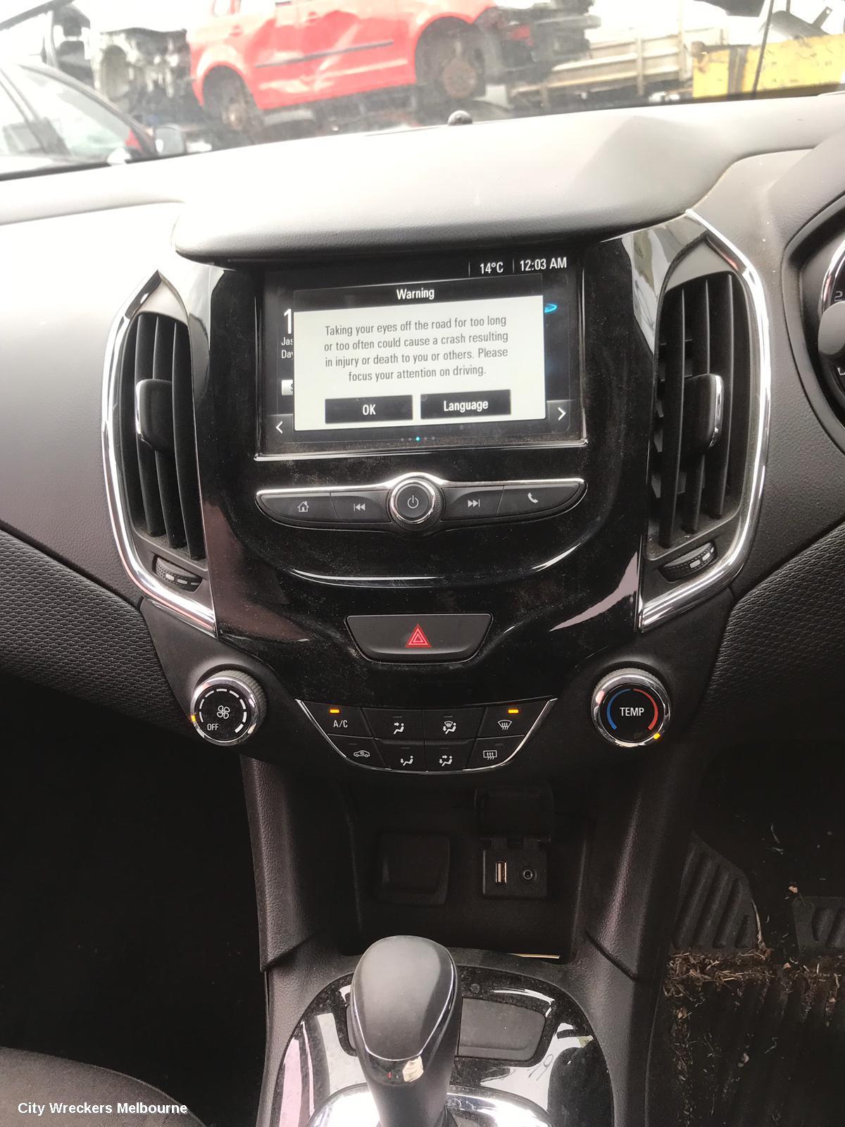 HOLDEN ASTRA DOOR HANDLE, OUTER, RH FRONT, SEDAN, COLOUR CODED, W/ KEYLESS ENTRY TYPE, BL, 05/2017 - 12/2020