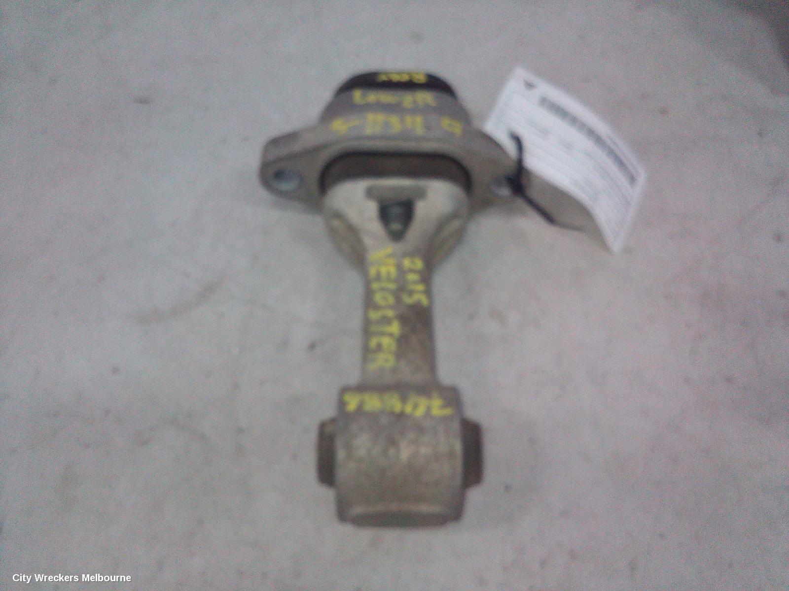 HYUNDAI VELOSTER MOUNT, FS, 10/2011 - 08/2019