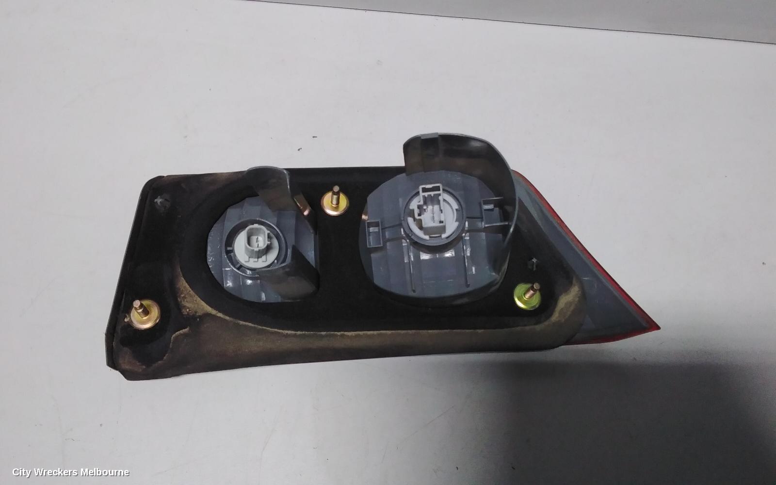 HONDA ACCORD REAR GARNISH, BOOTLID LAMP (LH SIDE), 7TH GEN, CL/EURO (VIN JHMCL), 12/2005 - 03/2008