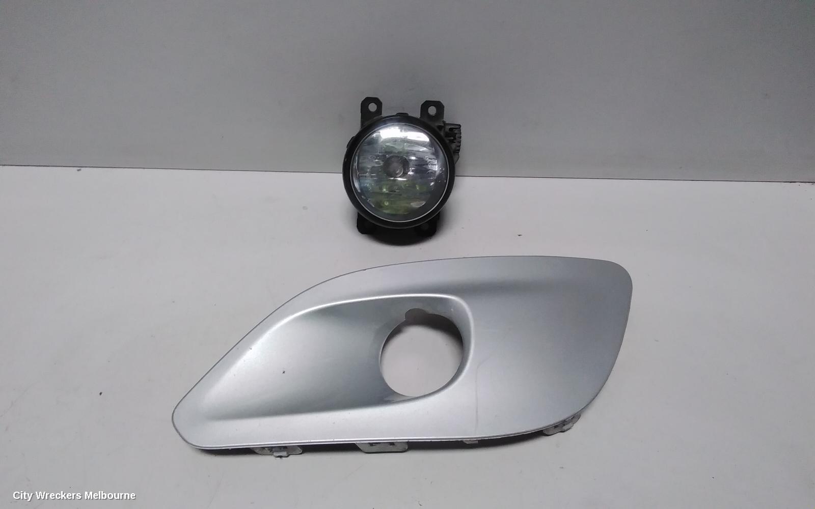 PEUGEOT 308 LEFT INDICATOR/FOG/SIDE, BUMPER FOGLAMP, T9, ACTIVE/ALLURE, 10/2014 ONWARDS