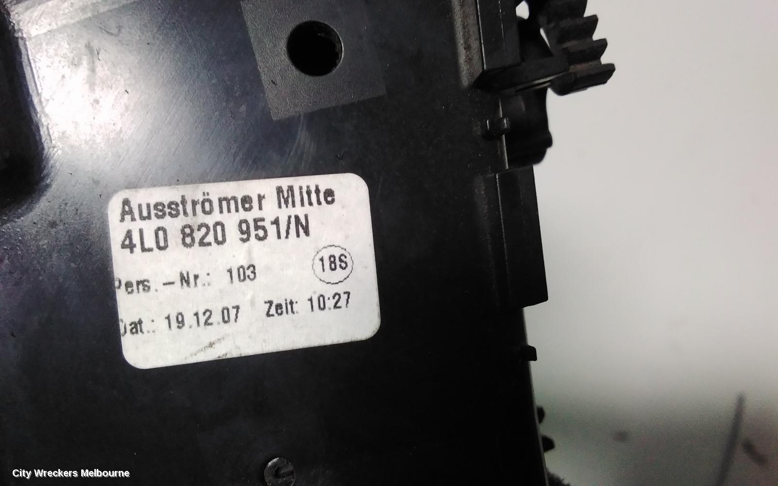 AUDI Q7, 4L, 09/2006 - 08/2015, CENTER AIRVENT: 74941