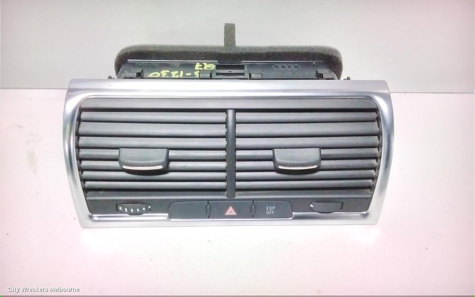 AUDI Q7, 4L, 09/2006 - 08/2015, CENTER AIRVENT: 74941