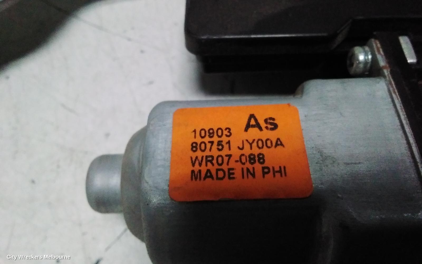 RENAULT KALEOS LEFT FRONT WINDOW REG/MOTOR, H45, DOOR REG ASSY (REG AND MOTOR), 09/2013 - 04/2016