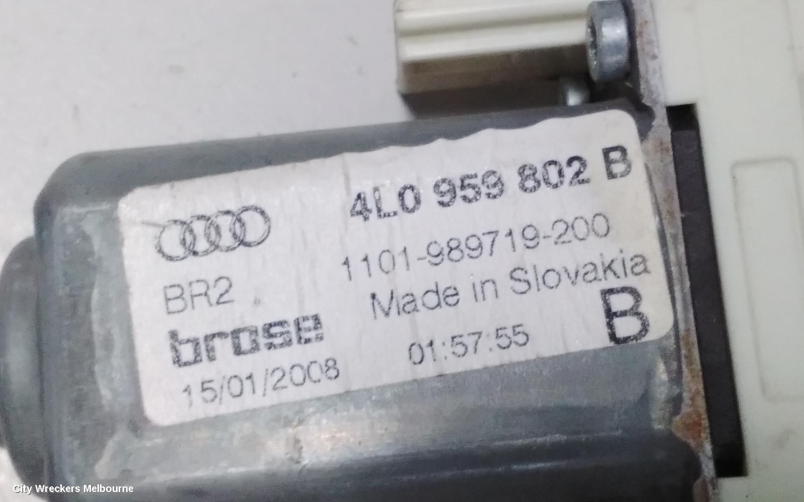 AUDI Q7 RIGHT FRONT WINDOW REG/MOTOR, 4L, 09/2006 - 08/2015
