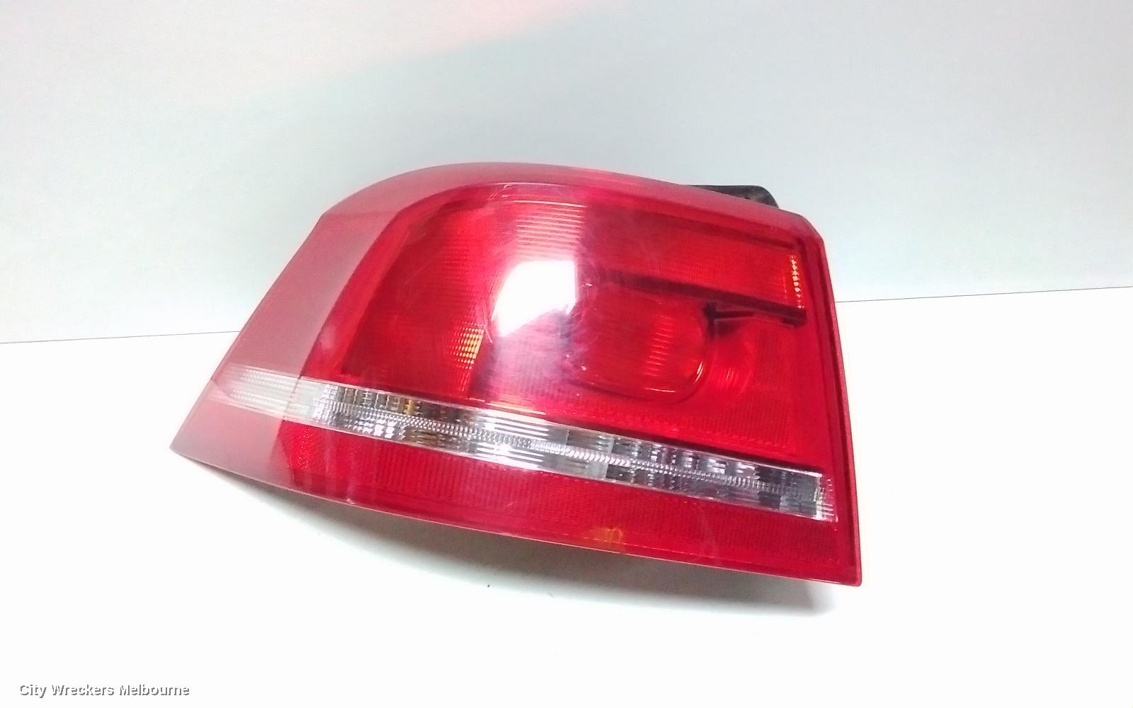 VOLKSWAGEN PASSAT LEFT TAILLIGHT, 3C/MK6 B7, SEDAN, NON LED TYPE, 09/2010 - 05/2015