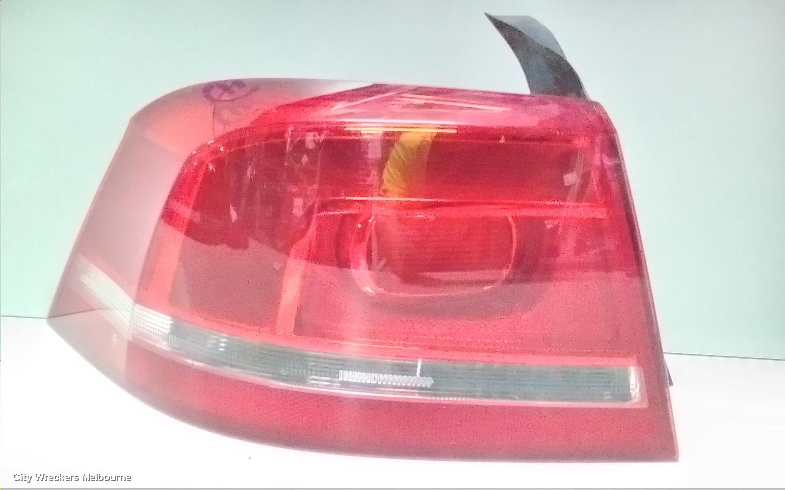 VOLKSWAGEN PASSAT LEFT TAILLIGHT, 3C/MK6 B7, SEDAN, NON LED TYPE, 09/2010 - 05/2015