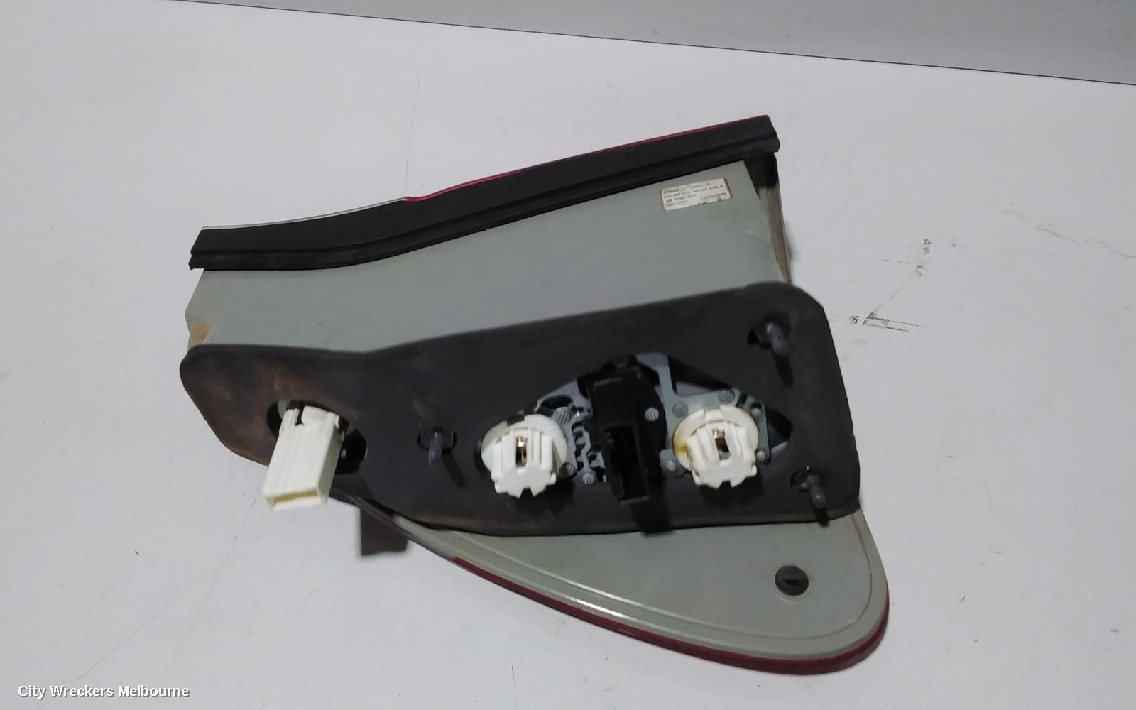 BMW X5 RIGHT TAILLIGHT, CLEAR FLASHER, E53, 10/2003 - 08/2006