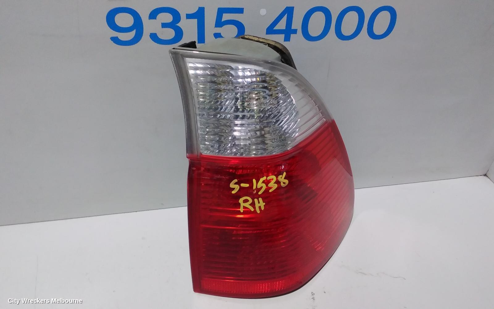 BMW X5 RIGHT TAILLIGHT, CLEAR FLASHER, E53, 10/2003 - 08/2006