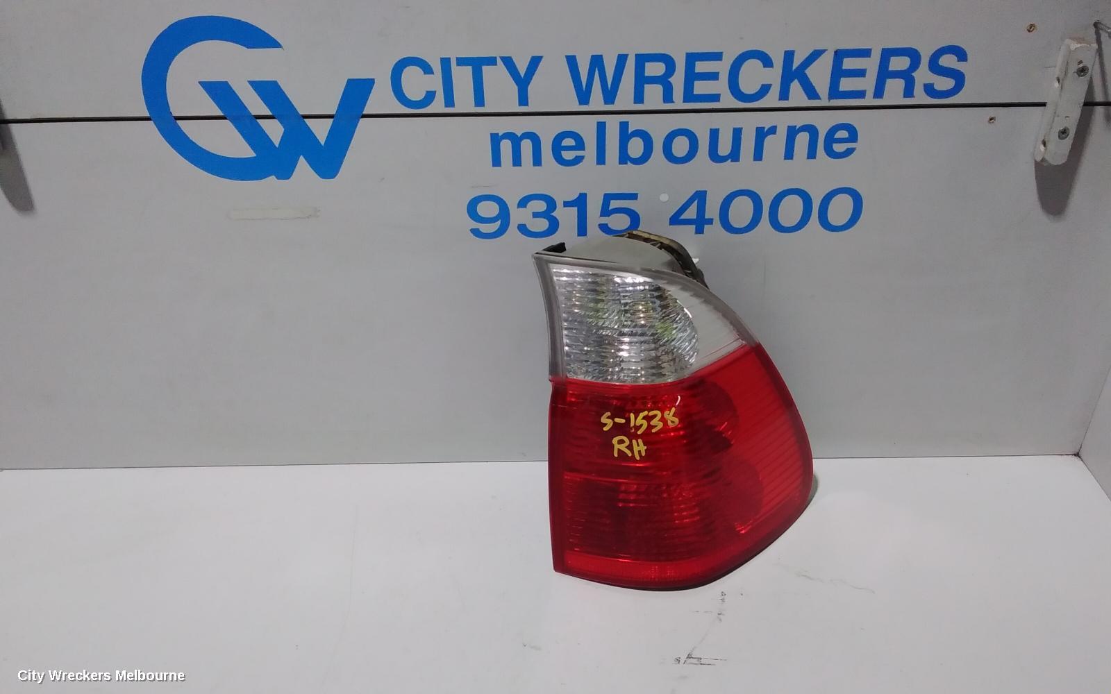 BMW X5 RIGHT TAILLIGHT, CLEAR FLASHER, E53, 10/2003 - 08/2006