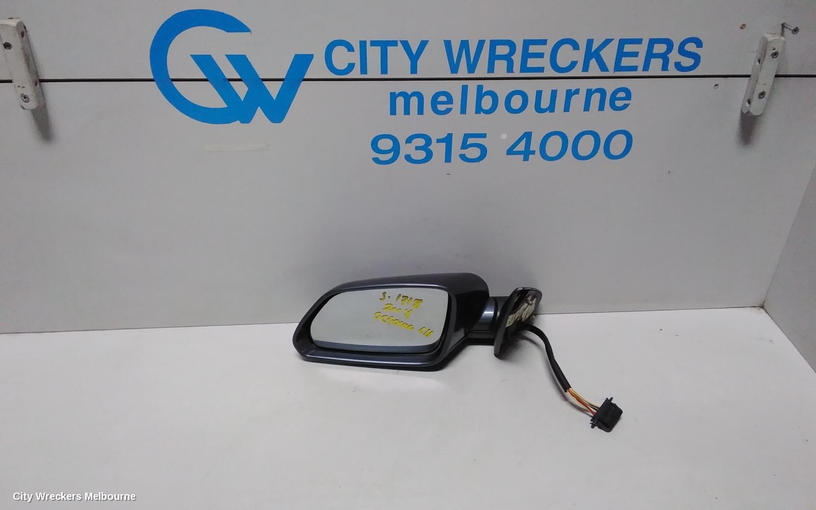 SKODA OCTAVIA LEFT DOOR MIRROR, 1Z, ELEGANCE/SCOUT, MANUAL FOLD, W/ SURROUND LIGHT TYPE (6XN), 01/2004 - 01/2009