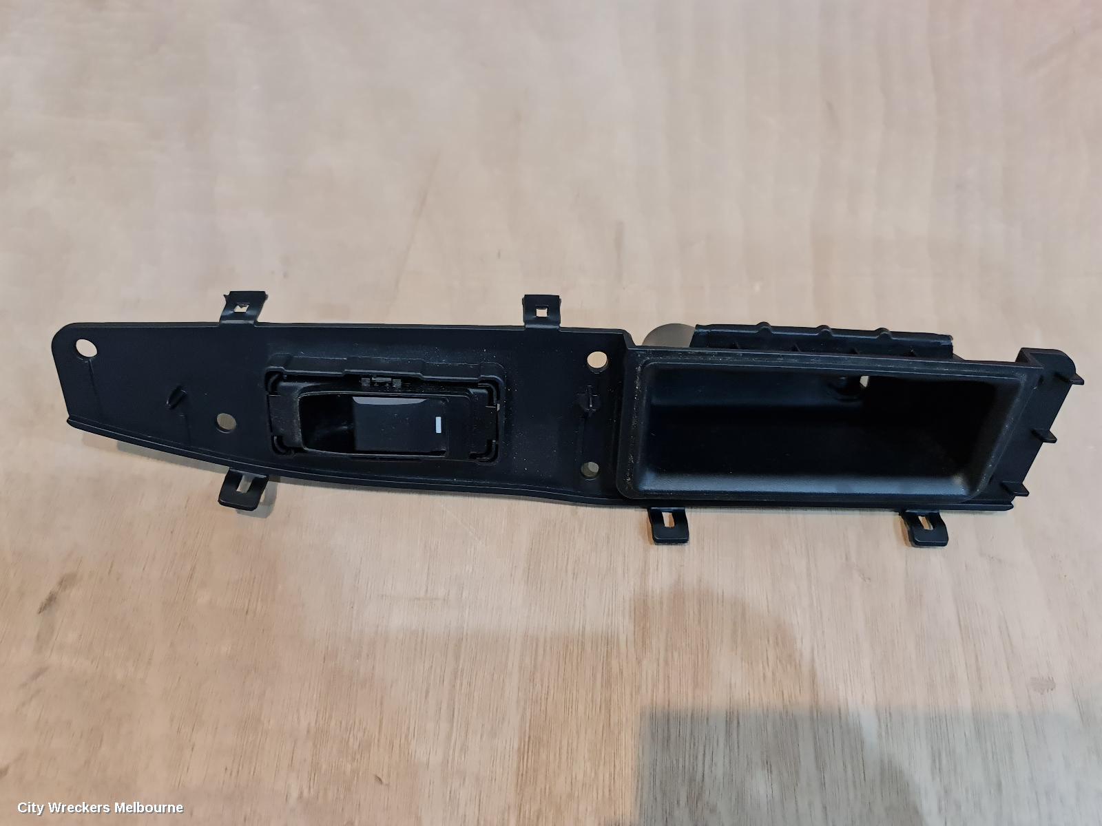 JEEP PATRIOT PWR DR WIND SWITCH, LH FRONT, MK, 08/2007 - 12/2016