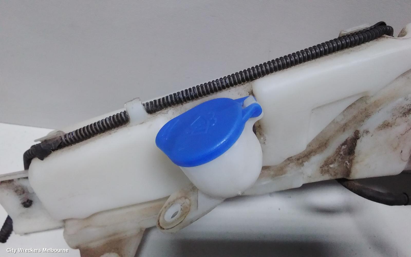 FORD FOCUS WASHER BOTTLE, LS-LV, 06/2005 - 07/2011