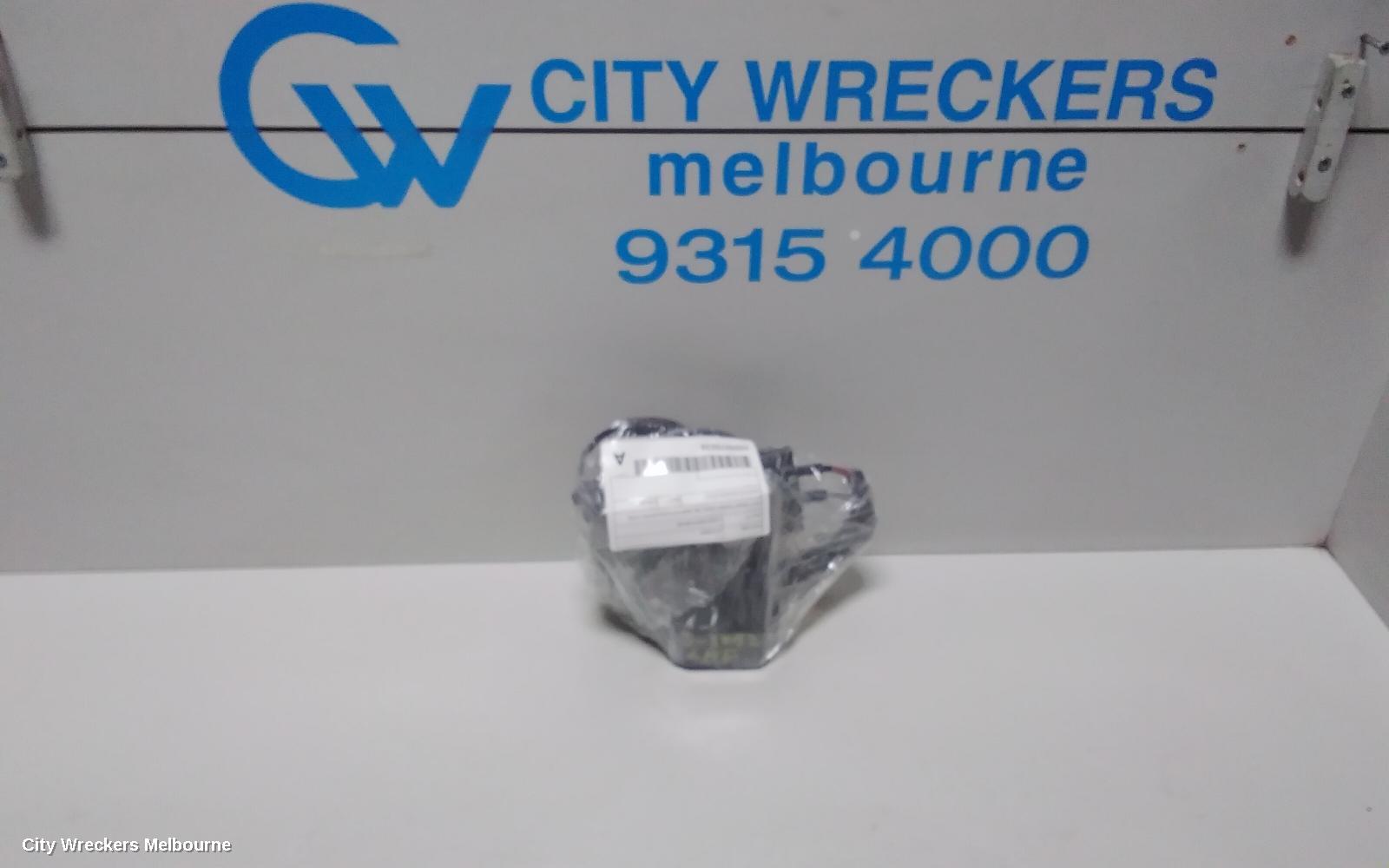HYUNDAI ACCENT DOOR/BOOT/GATE LOCK, LEFT FRONT DOOR LOCK, RB, NON KEYLESS ENTRY TYPE, 07/2011 - 12/2019