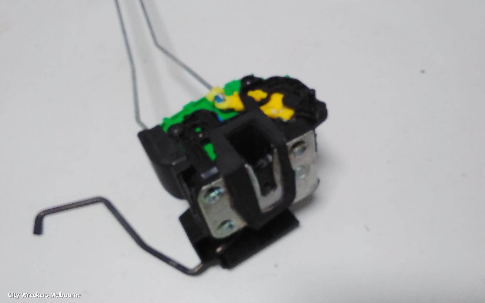 HYUNDAI ACCENT DOOR/BOOT/GATE LOCK, LEFT REAR DOOR LOCK, RB, NON KEYLESS ENTRY TYPE, 07/2011 - 12/2019