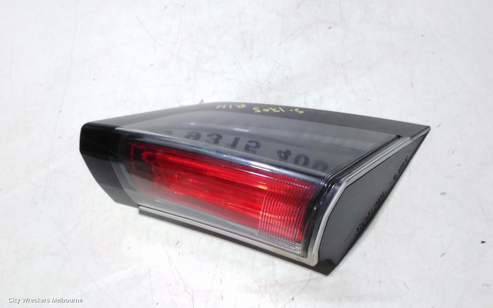 HONDA CIVIC REAR GARNISH, TAILGATE LAMP (RH SIDE), 10TH GEN, HATCH, 02/2017 ONWARDS