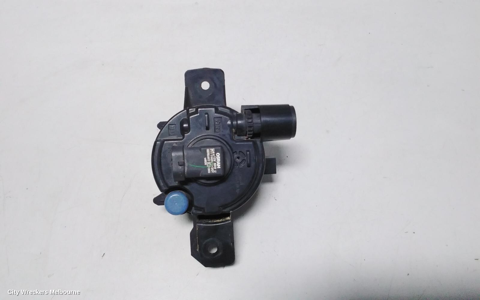 BMW 1 SERIES RIGHT INDICATOR/FOG/SIDE, BUMPER FOGLAMP, E82/E87/E88, COUPE/HATCH/CABRIO, OVAL TYPE, 10/2004 - 09/2013