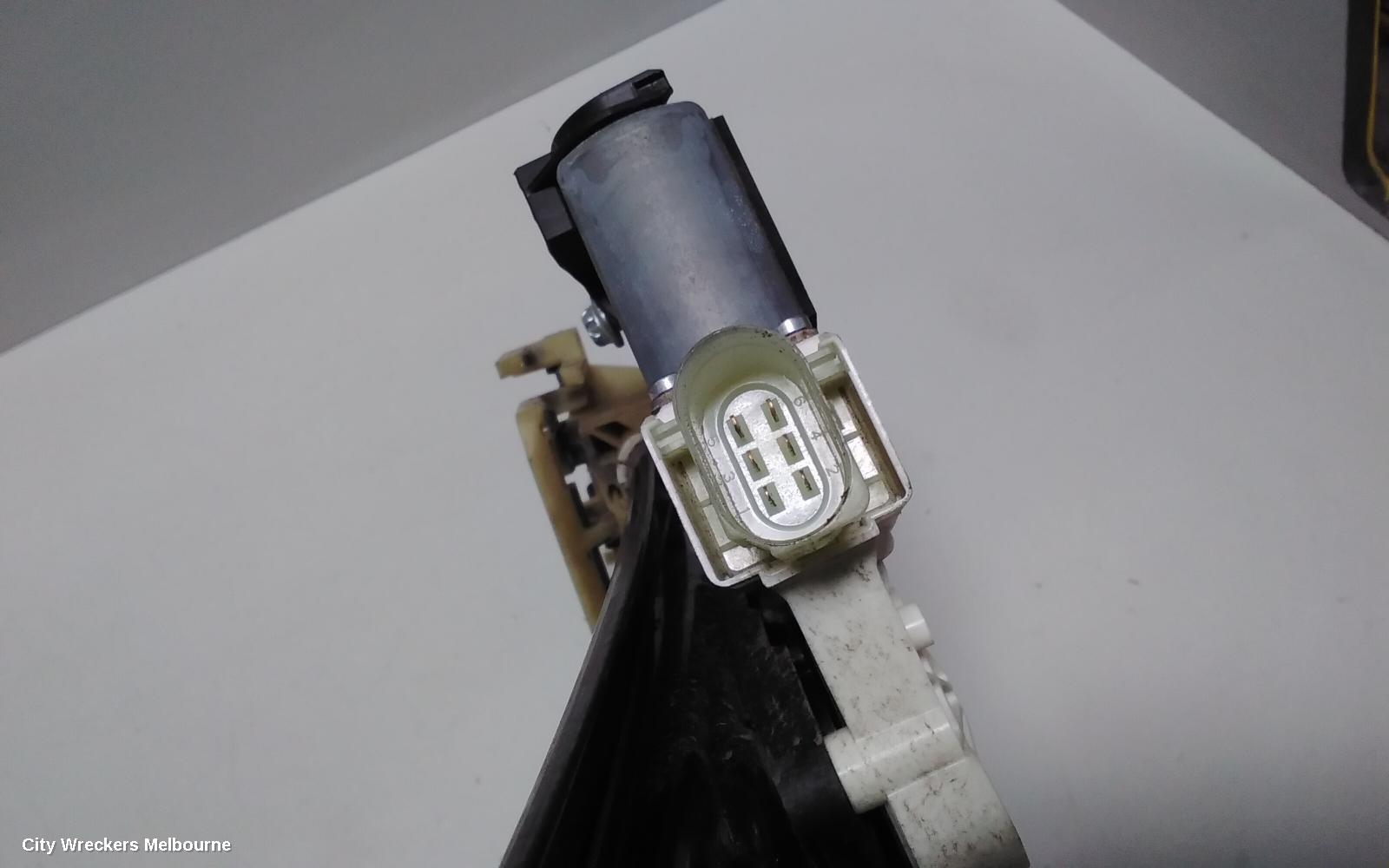 BMW 5 SERIES RIGHT FRONT WINDOW REG/MOTOR, F10/F11, DOOR REG ASSY (REG AND MOTOR), 02/2010 - 01/2017