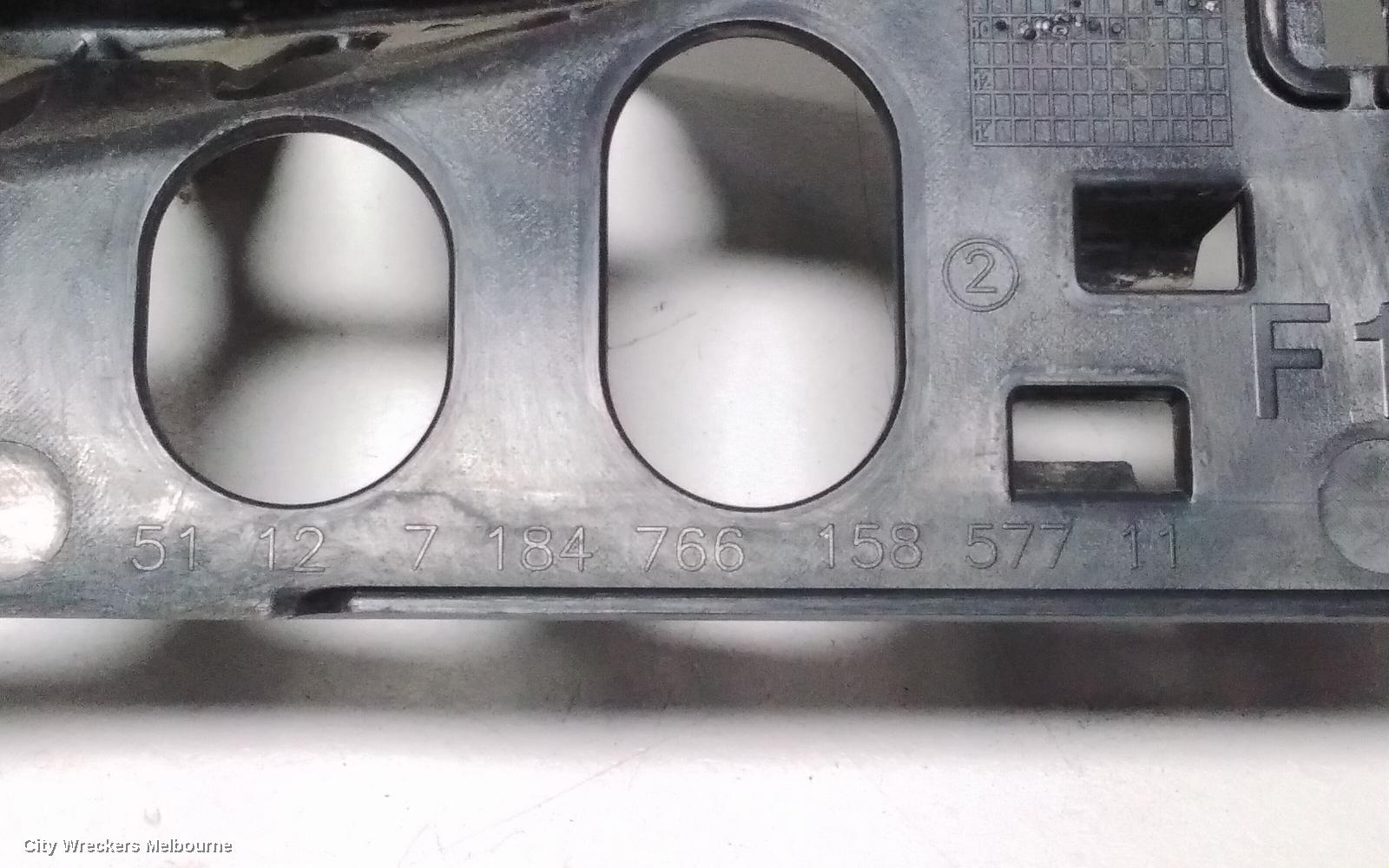 BMW 5 SERIES, F10/F11, 05/2010 - 01/2017, REAR CENTER BRAKET REFER TO PHOTOS: 75157