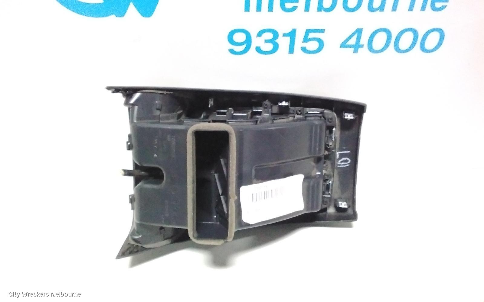 JEEP GRANDCHEROKEE CONSOLE, CONSOLE LID ONLY, 8 SPEED, LEATHER, BLACK STITCH, WK, 04/2013 ONWARDS