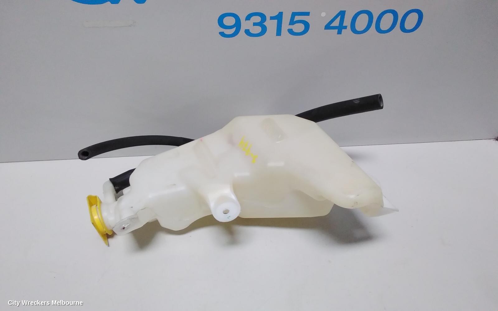 JEEP GRANDCHEROKEE WASHER BOTTLE, WK, W/ H/LAMP WASHER TYPE, 10/2010 ONWARDS