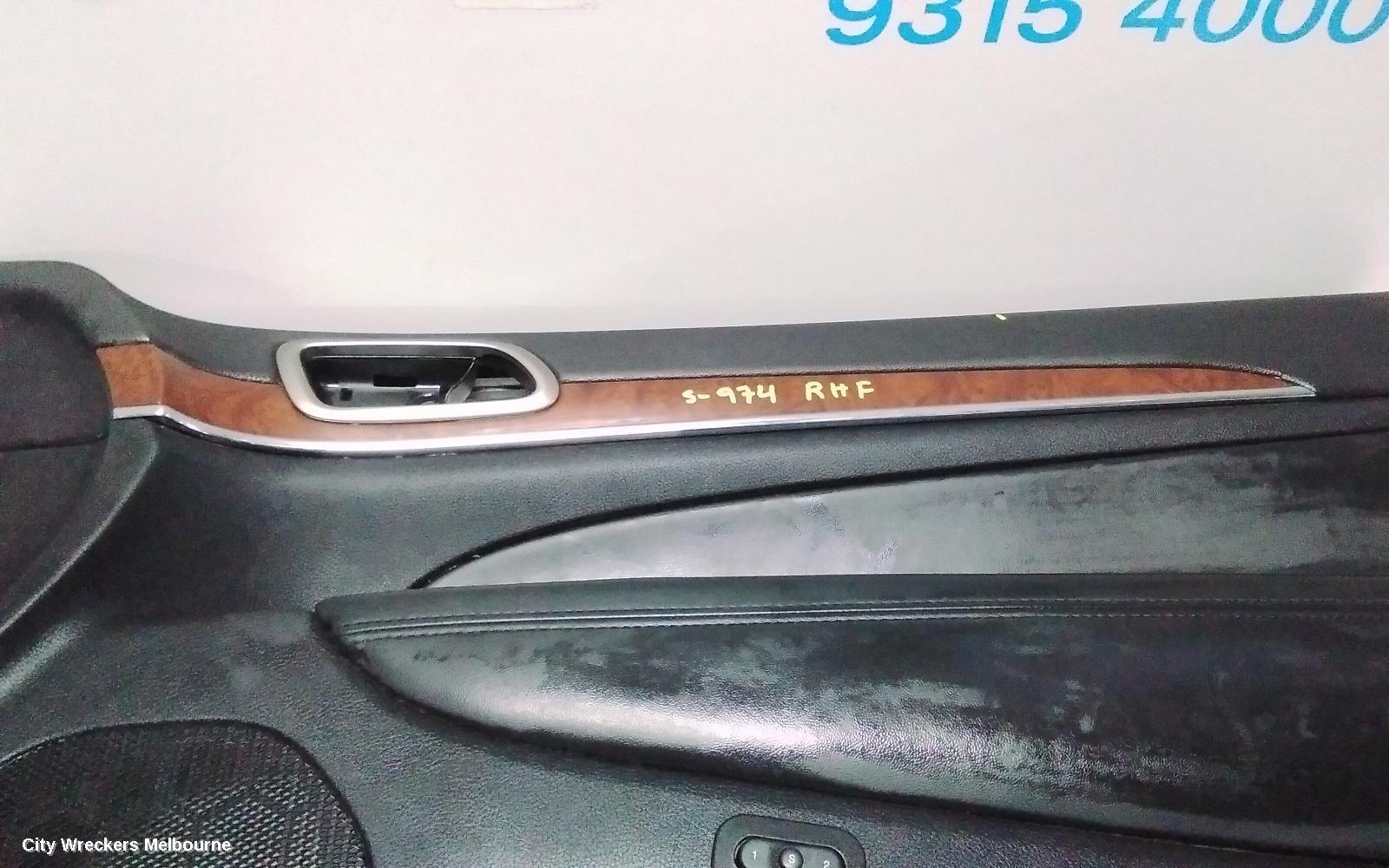 JEEP GRANDCHEROKEE DOOR TRIM, RH FRONT, WK, LEATHER, 10/2010 ONWARDS