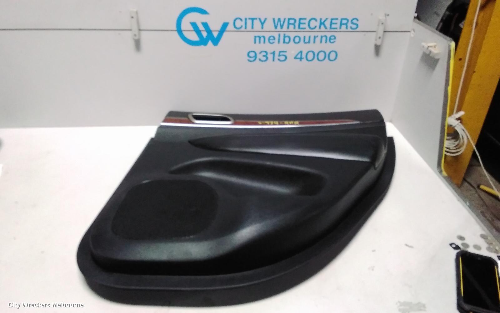 JEEP GRANDCHEROKEE DOOR TRIM, RH REAR, WK, LEATHER, 10/2010 ONWARDS