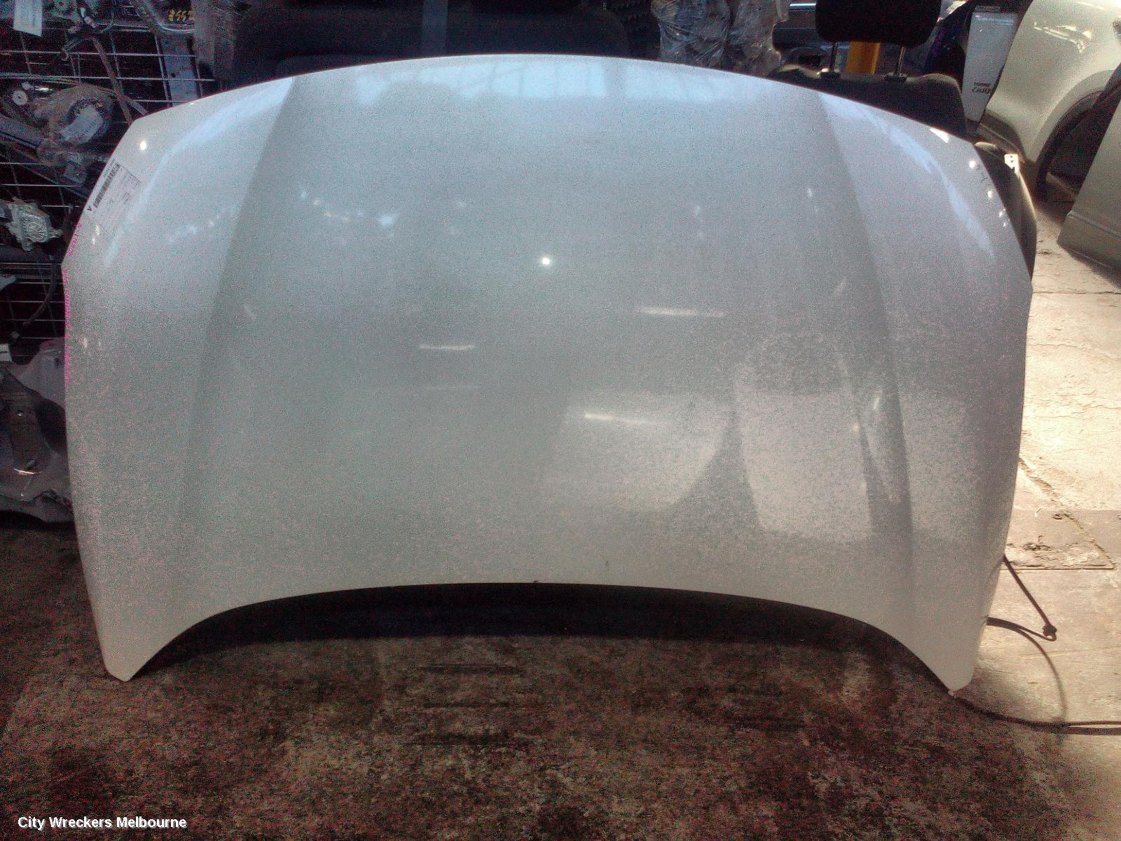RENAULT FLUENCE BONNET, X38, 09/2010 - 01/2016