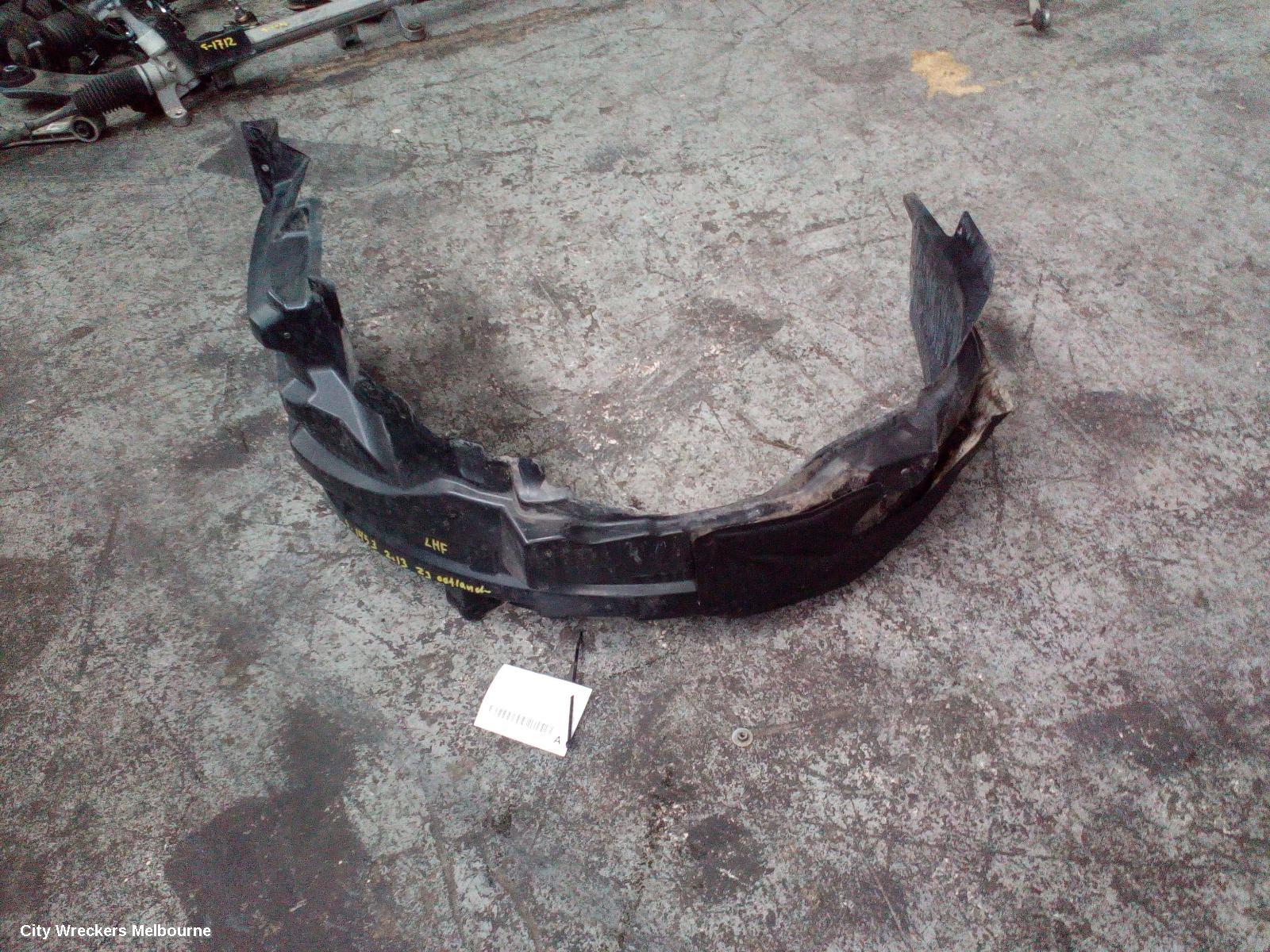 MITSUBISHI OUTLANDER LEFT GUARD LINER, ZJ, 10/2012 - 02/2014