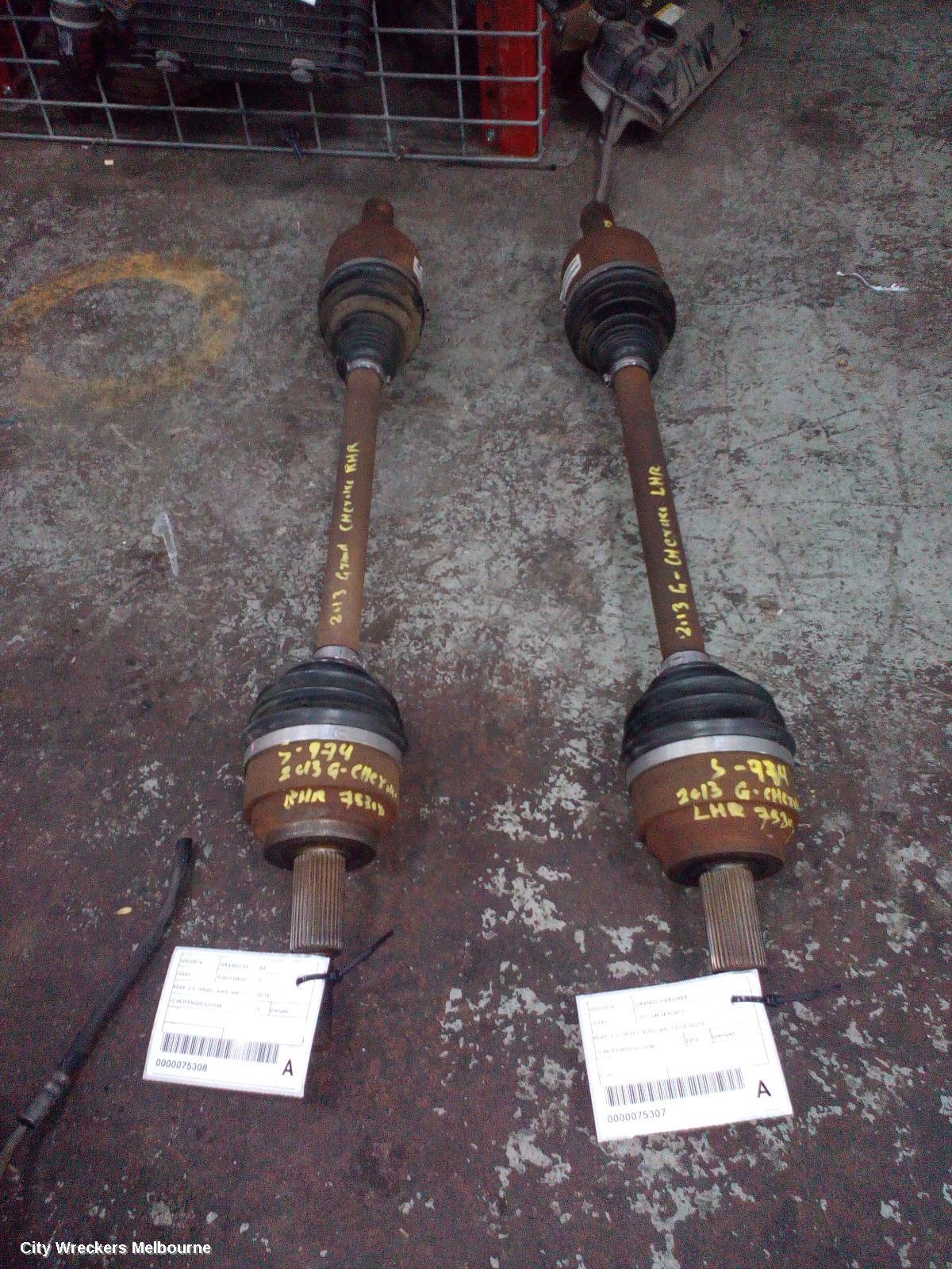 JEEP GRANDCHEROKEE LEFT DRIVESHAFT, REAR, 3.0, DIESEL, AWD, WK, 10/2010 - 03/2013