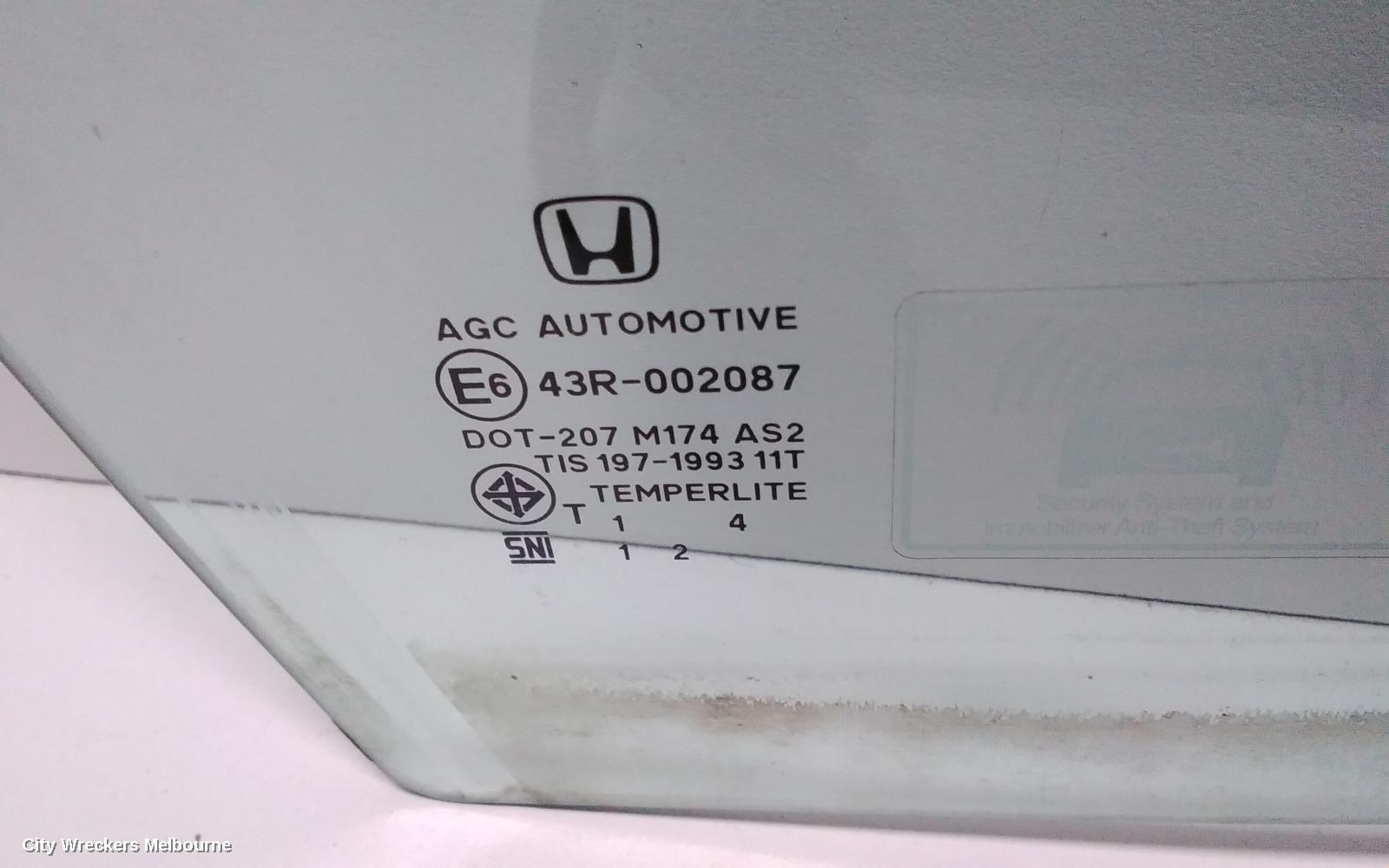 HONDA HRV RIGHT FRONT DOOR WINDOW, RU, 12/2014 - 10/2021