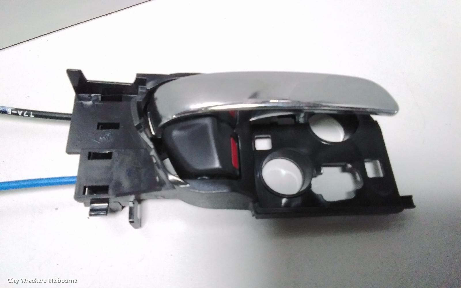 HONDA HRV DOOR/BOOT/GATE LOCK, RIGHT FRONT DOOR LOCK, RU5, 12/2014 ONWARDS