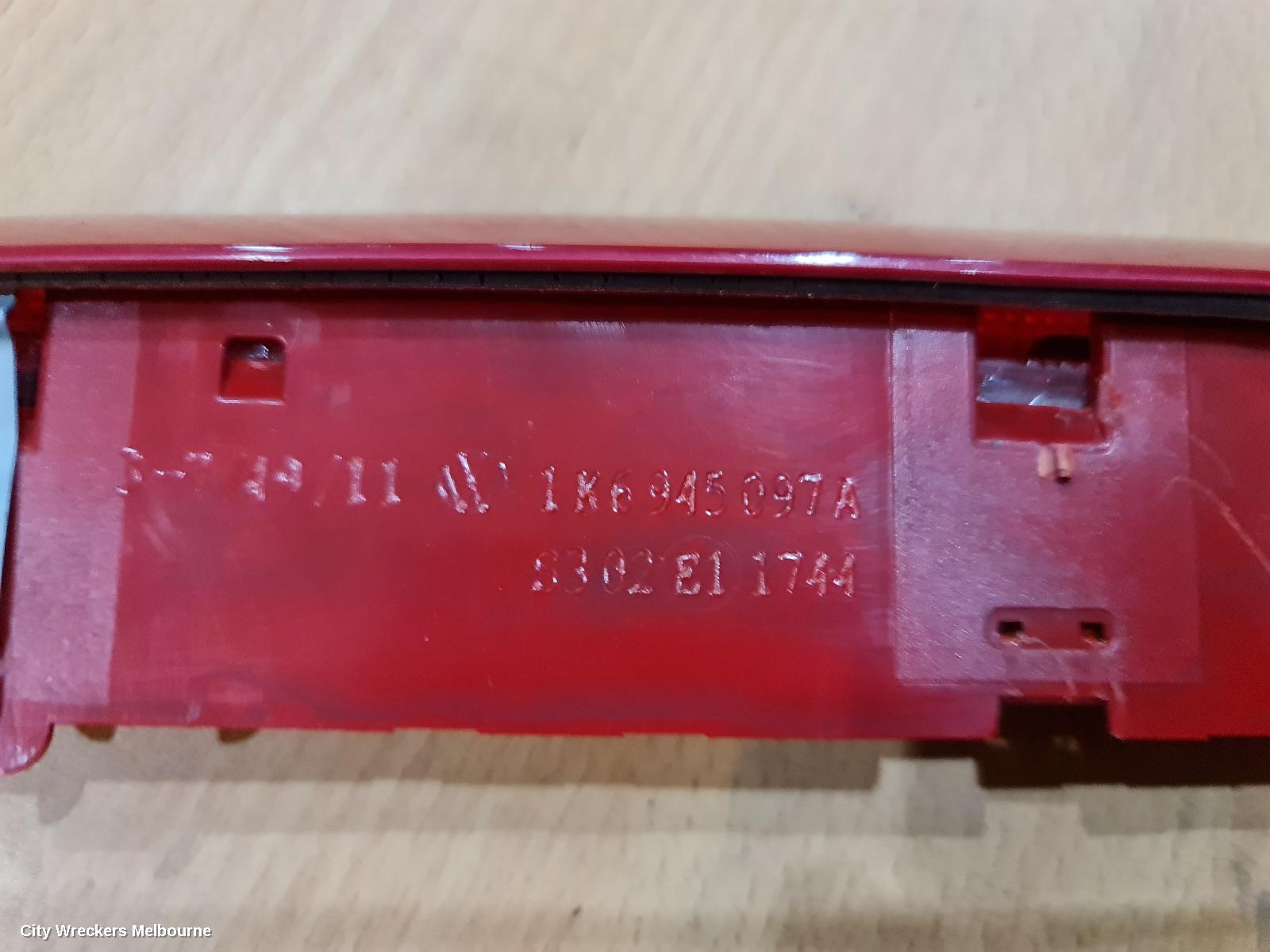 VOLKSWAGEN PASSAT HIGH LEVEL STOPLIGHT, 3C, 04/2011 - 07/2015