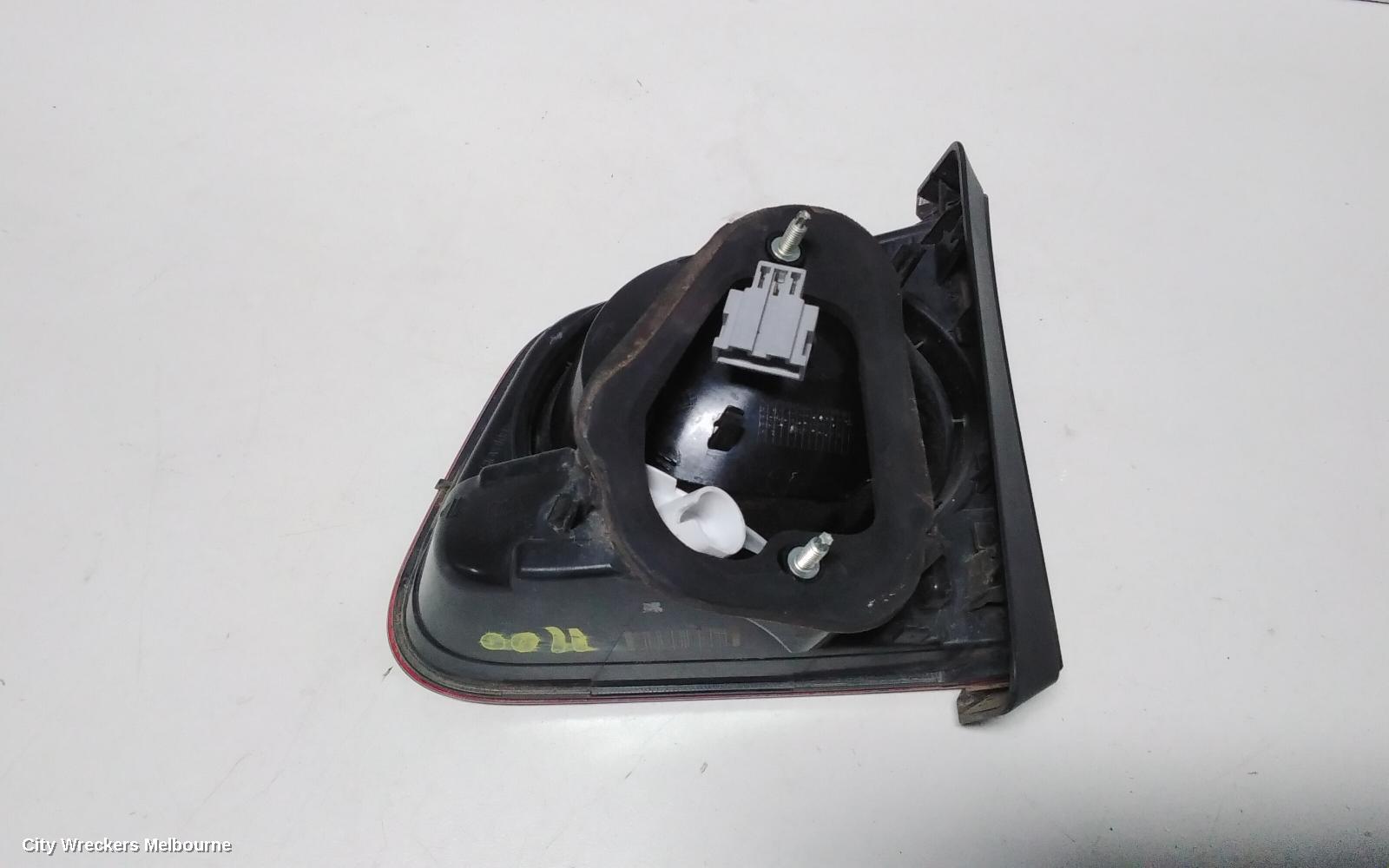 VOLKSWAGEN TIGUAN REAR GARNISH, TAILGATE LAMP (LH SIDE), 5N, 05/2008 - 06/2011