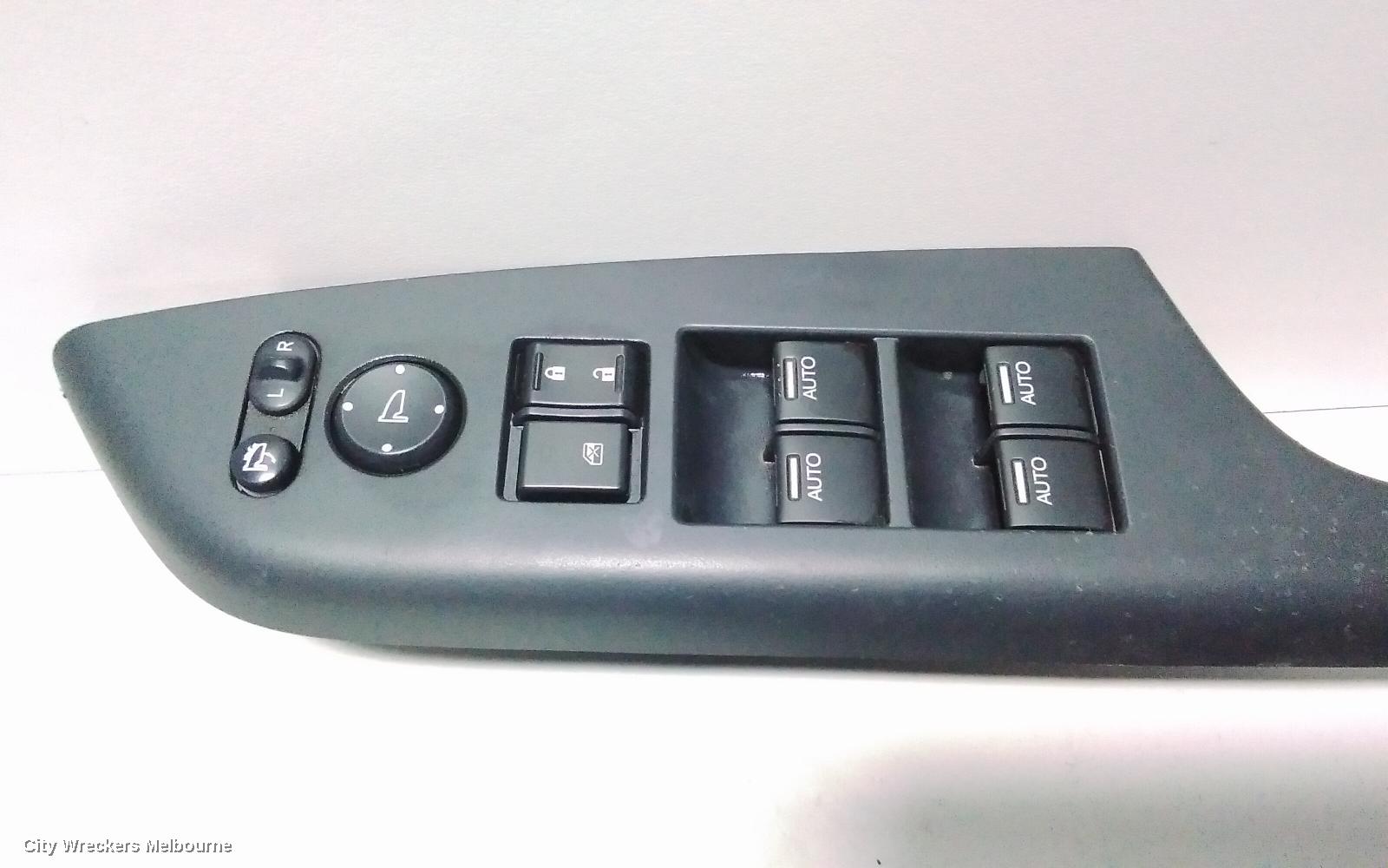 HONDA CRV PWR DR WIND SWITCH, RH FRONT (MASTER SWITCH), AUTO DOWN ALL WINDOWS, RM, 11/2012 - 04/2017