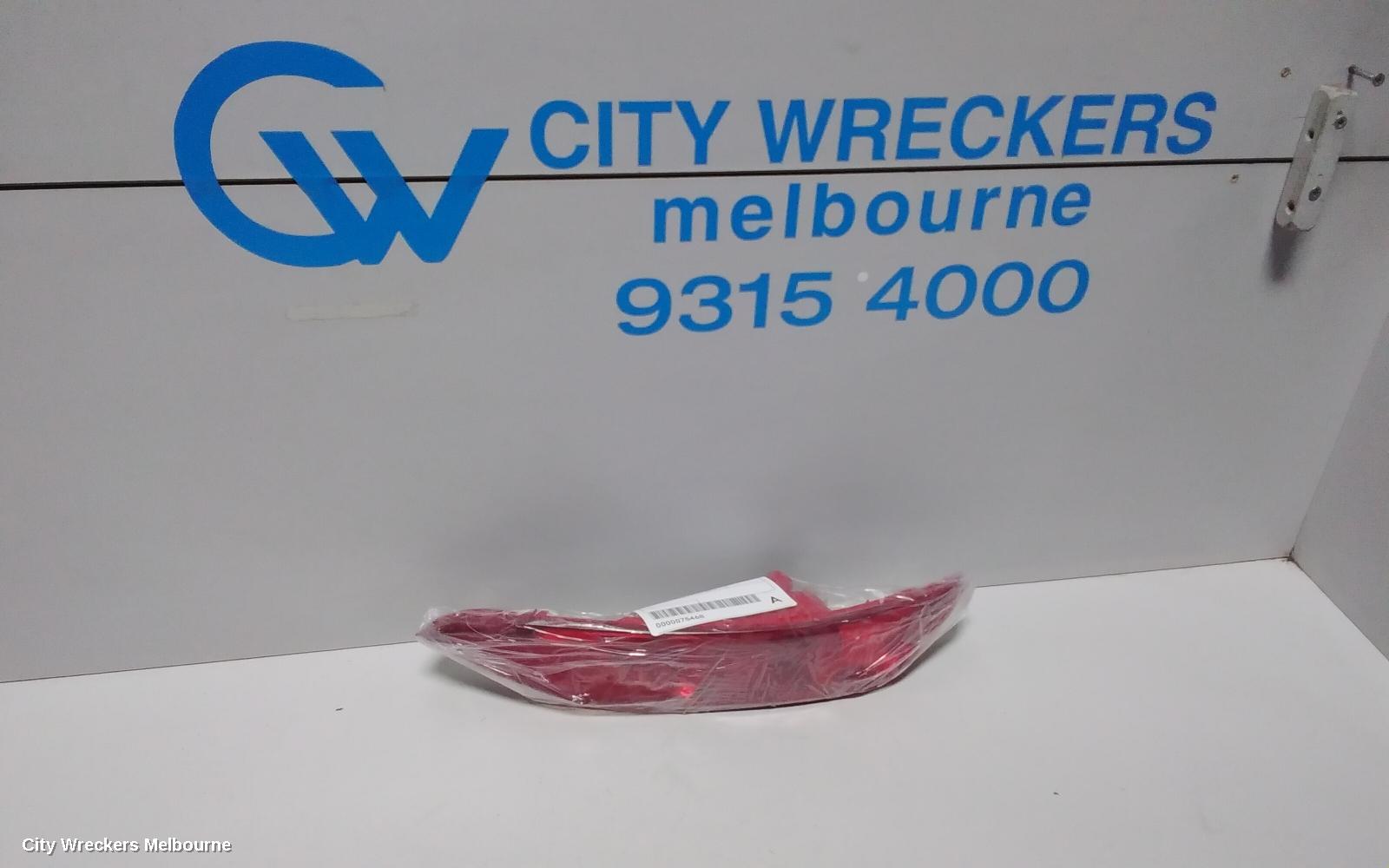 HYUNDAI TUCSON RIGHT TAILLIGHT, IN BUMPER, TL, 07/2015 - 06/2018