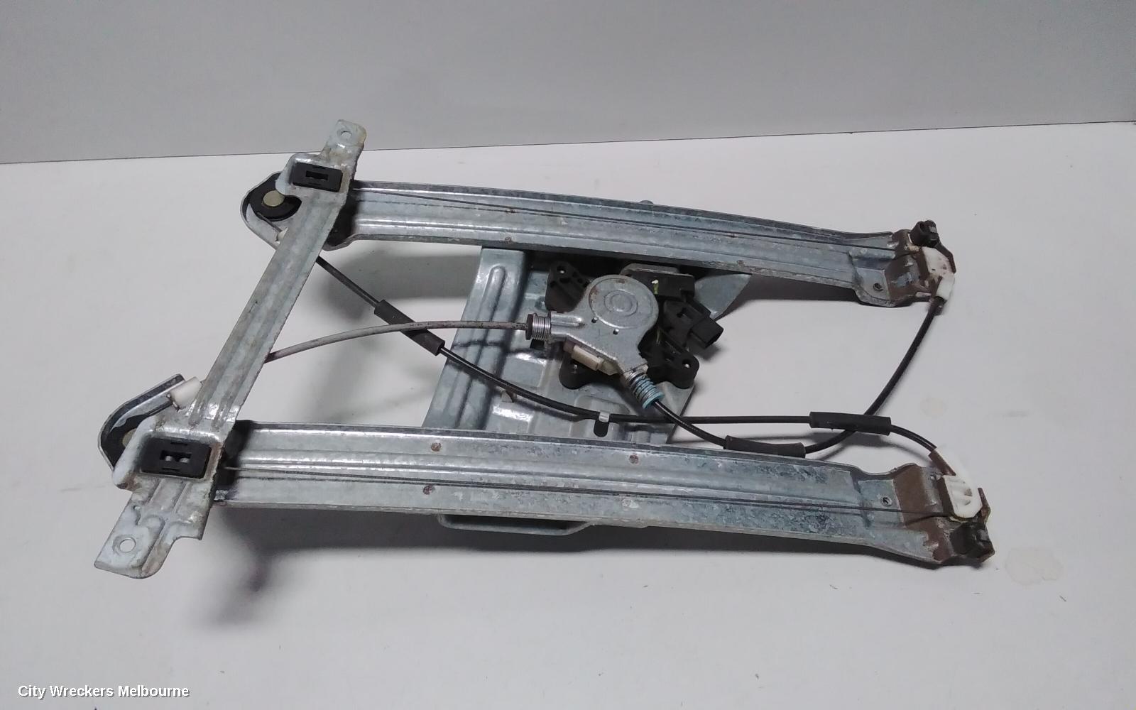 MITSUBISHI 380 RIGHT FRONT WINDOW REG/MOTOR, DB, ELECTRIC, 09/2005 - 03/2008