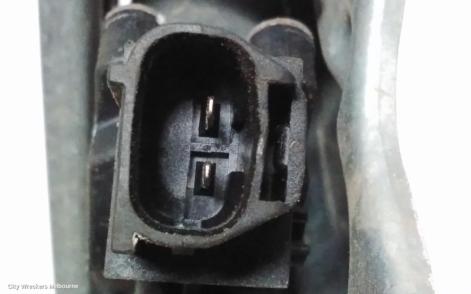 MITSUBISHI 380 RIGHT FRONT WINDOW REG/MOTOR, DB, ELECTRIC, 09/2005 - 03/2008